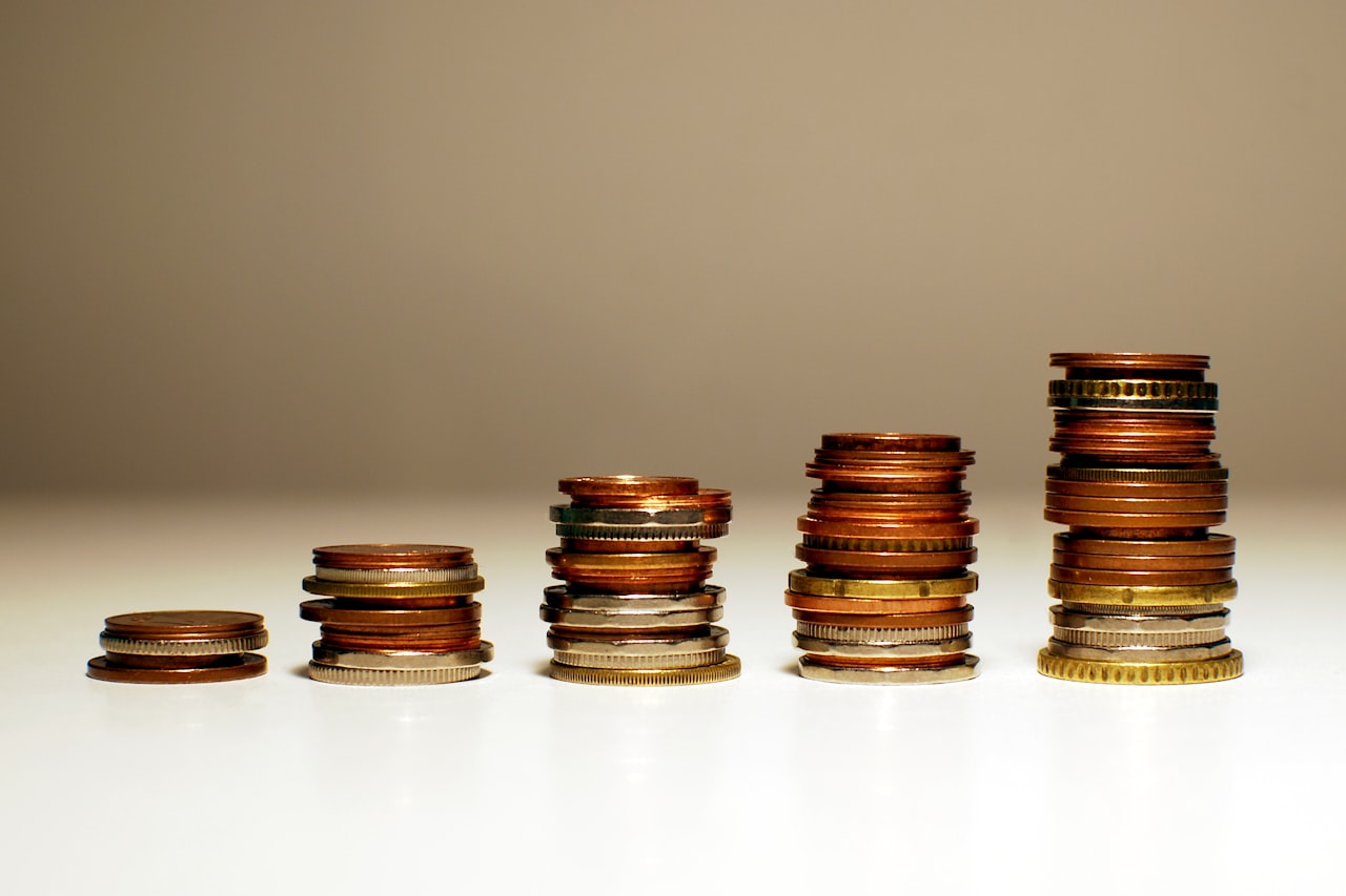 Build Organic Channels That Reduce Paid Dependency — Customer Acquisition Cost: How to Calculate and Reduce CAC in Singapore