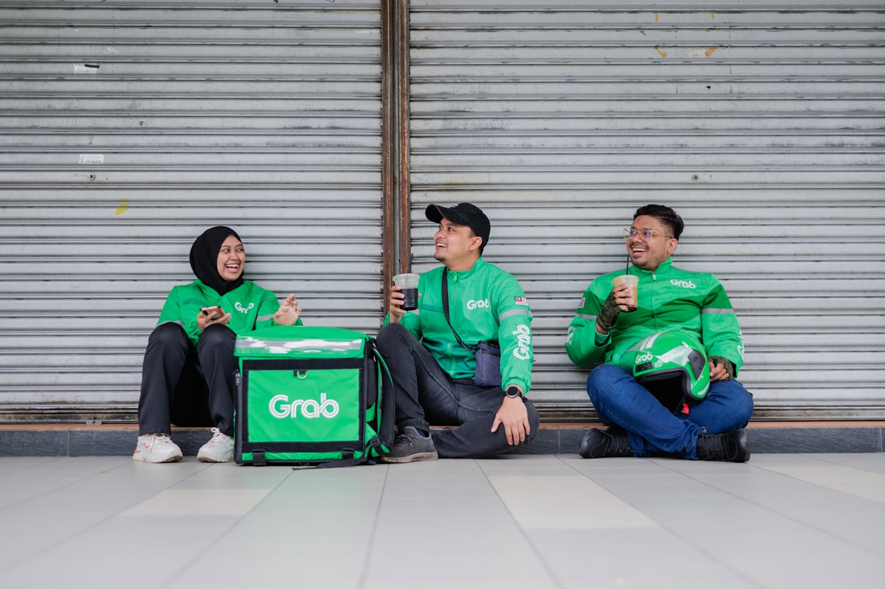 Grab Ad Formats Explained — Grab Ads Singapore: Is It Worth It? (Full Breakdown)