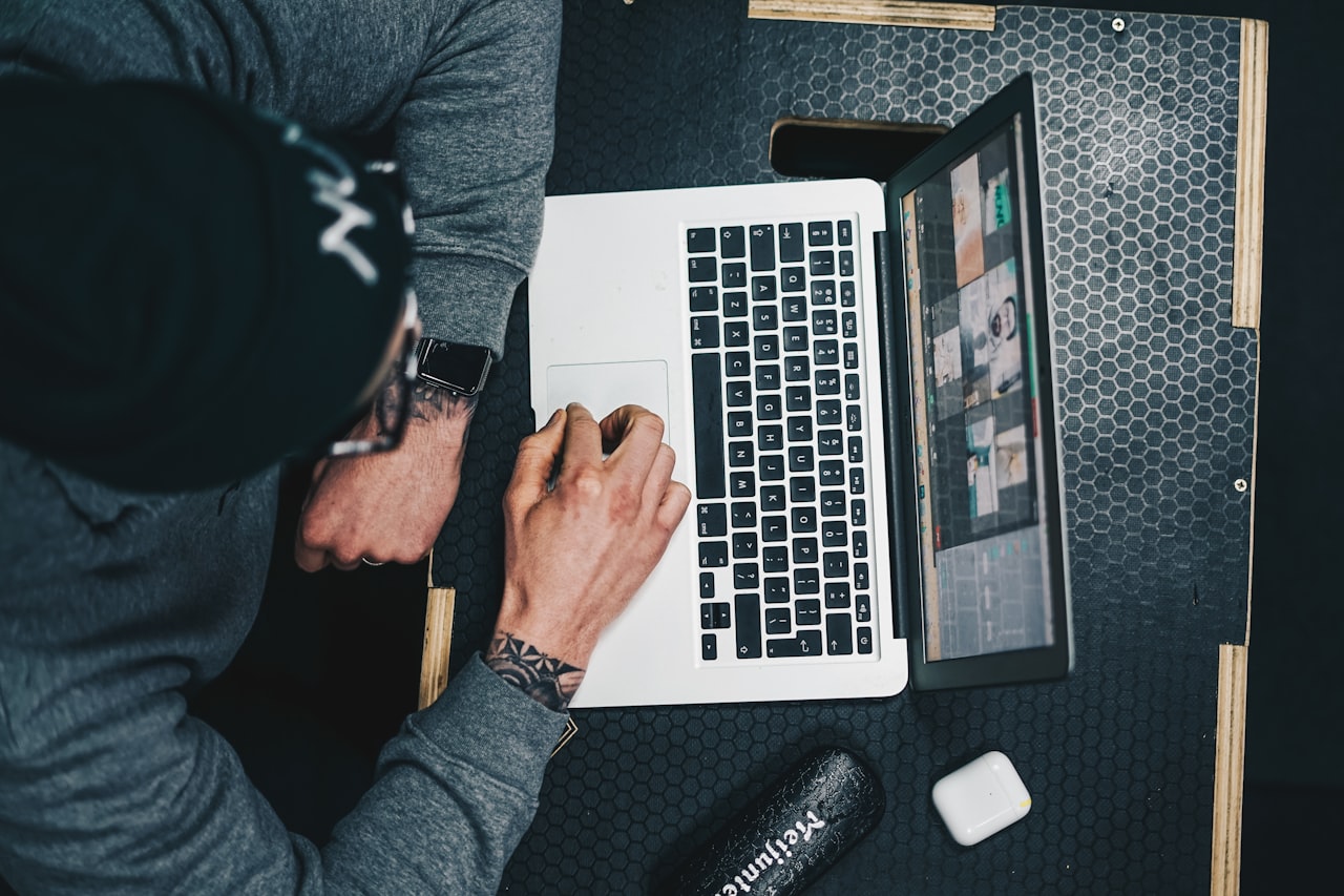 Choosing Your Affiliate Platform — How to Set Up an Affiliate Program: Platforms, Commission and Recruitment