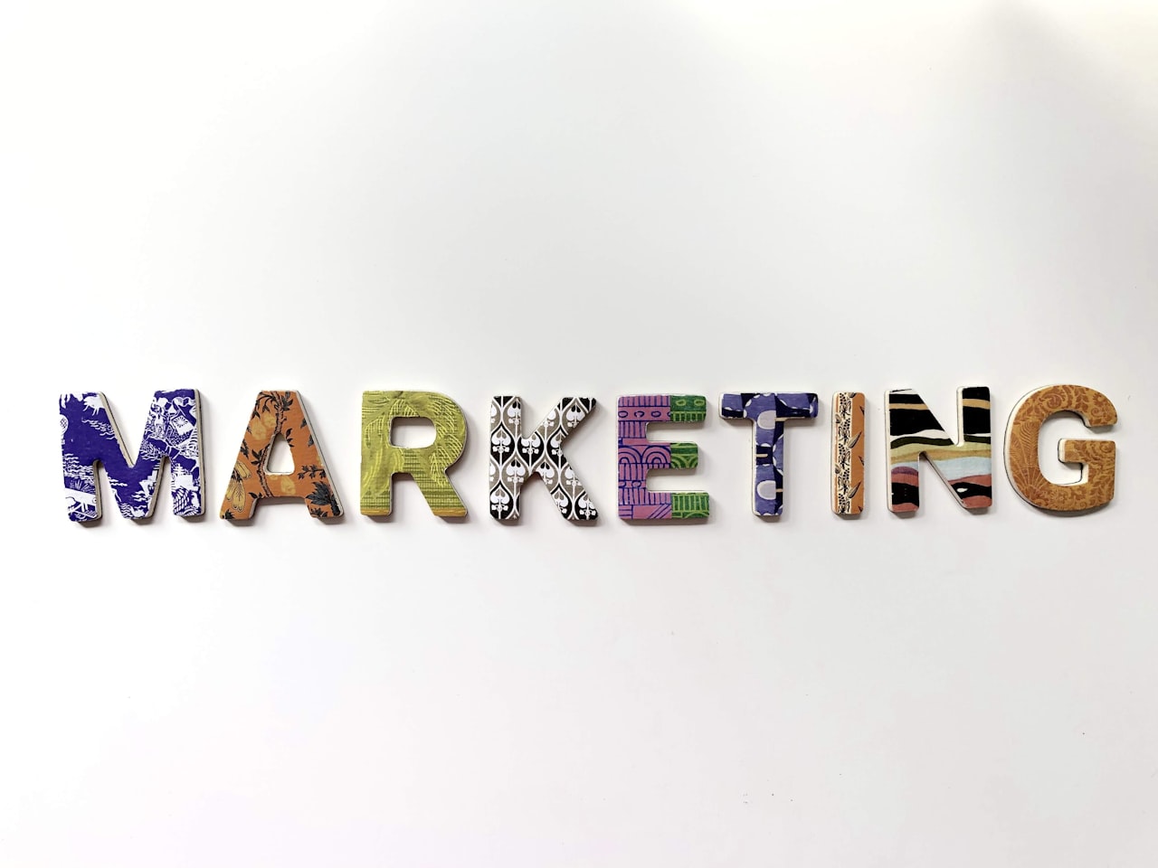 Social Media Marketing for B2C — B2C Marketing Guide: Consumer Strategy for Singapore Businesses