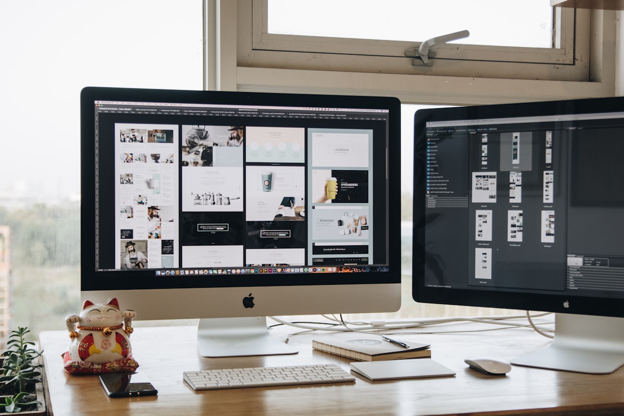 Choosing the Right Design Setup — Best Graphic Design Tools for Marketers in 2026