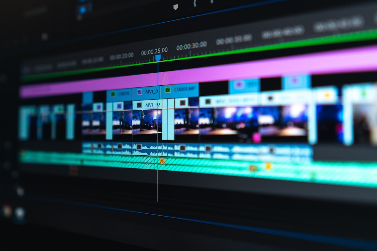 Professional Editors: Premiere Pro, Final Cut, DaVinci Resolve โ Best Video Editing Software for Marketing in 2026