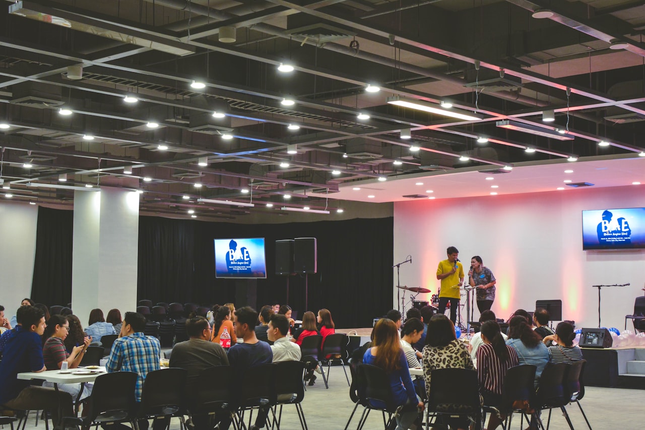 Networking at Events: Best Practices — Business Events and Conferences in Singapore: Network and Launch Your Brand