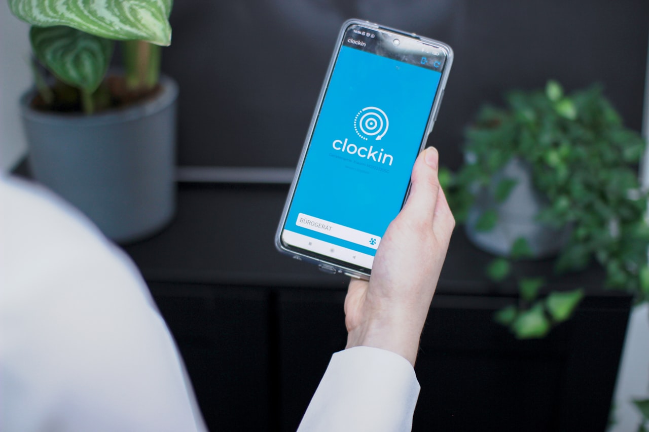 How Cookie Deprecation Affects Marketing Measurement — Cookieless Tracking: How to Measure Marketing Performance in a Privacy-First World
