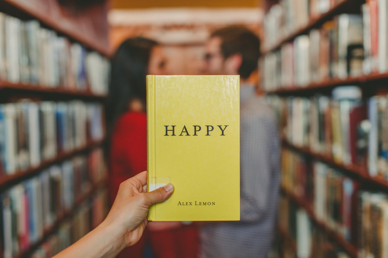 Building Loyalty Beyond Points and Discounts — The Psychology of Customer Loyalty: Why People Stay with Brands
