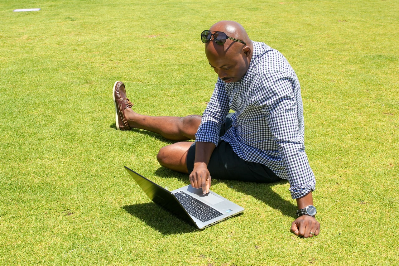 Social Media for Multi-Generational Appeal — Family Business Marketing: Modernise Without Losing Heritage