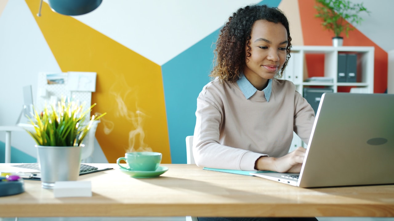 Independent Contractor Status — Freelancer Contract for Marketing Work: A Singapore Guide for 2026