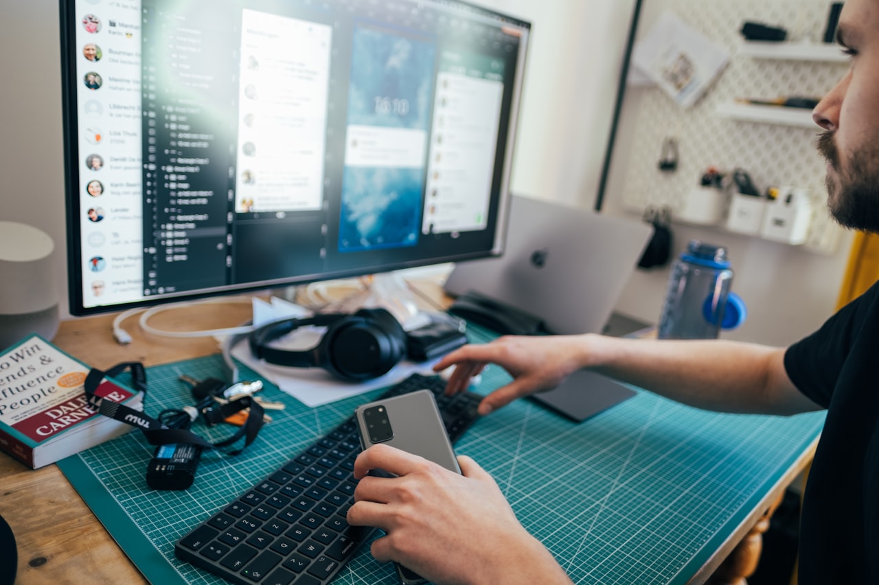 Skills That Boost Your Earning Potential — Graphic Designer Salary in Singapore: 2026 Salary Range
