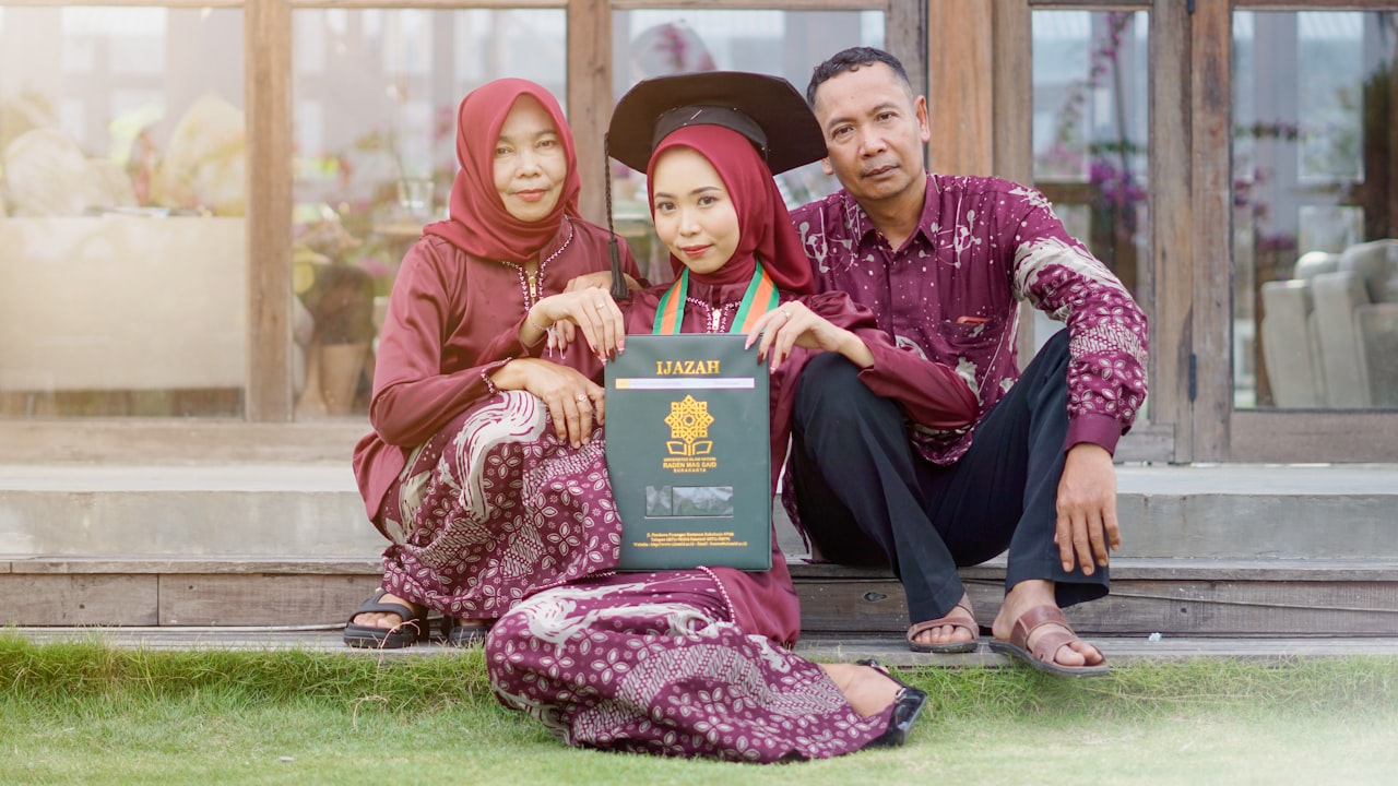 Digital Channel Strategies for Hari Raya — Hari Raya Marketing Guide: Campaigns for Ramadan and Eid