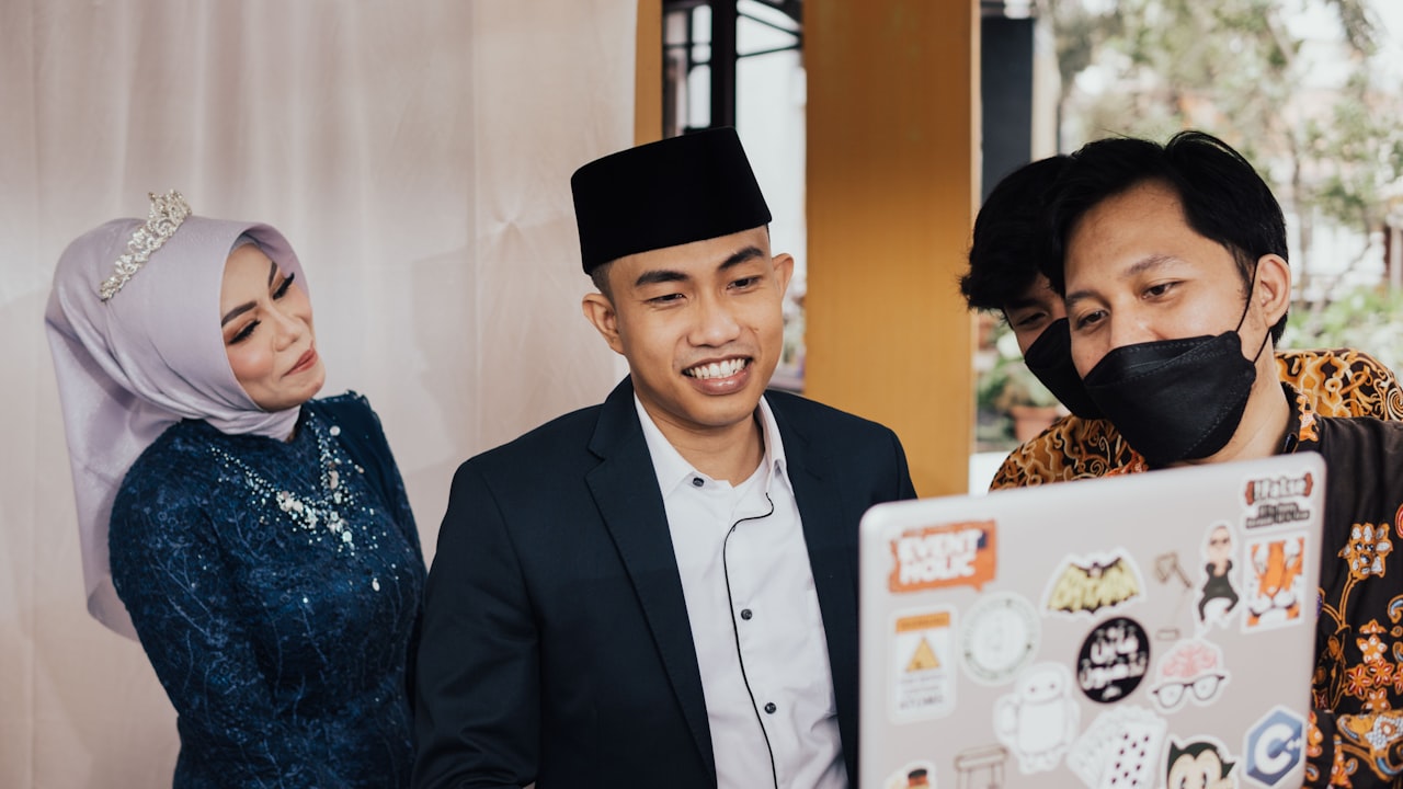 Hari Raya Campaign Ideas and Promotions — Hari Raya Marketing Guide: Campaigns for Ramadan and Eid