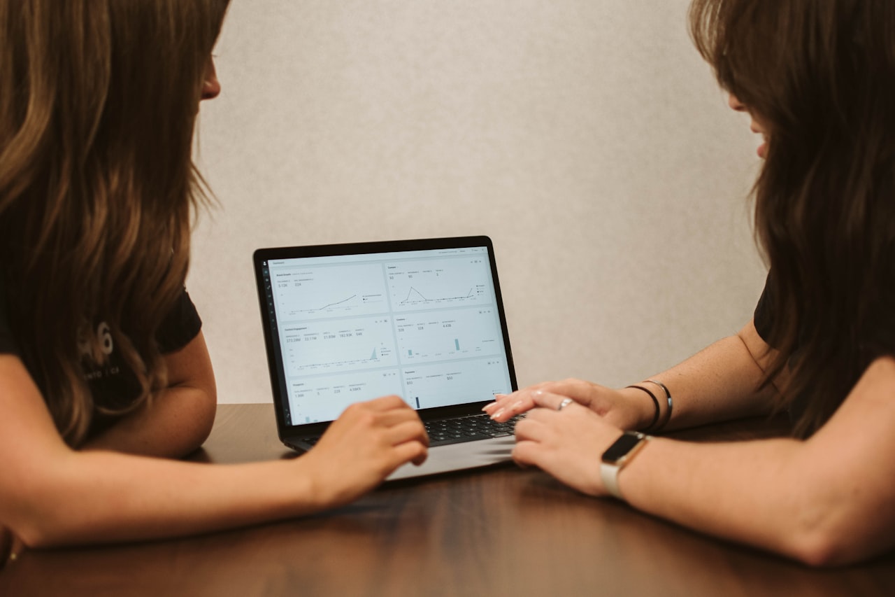 Micro vs Macro Influencer Performance — Influencer Marketing Statistics: Key Data and Trends for 2026