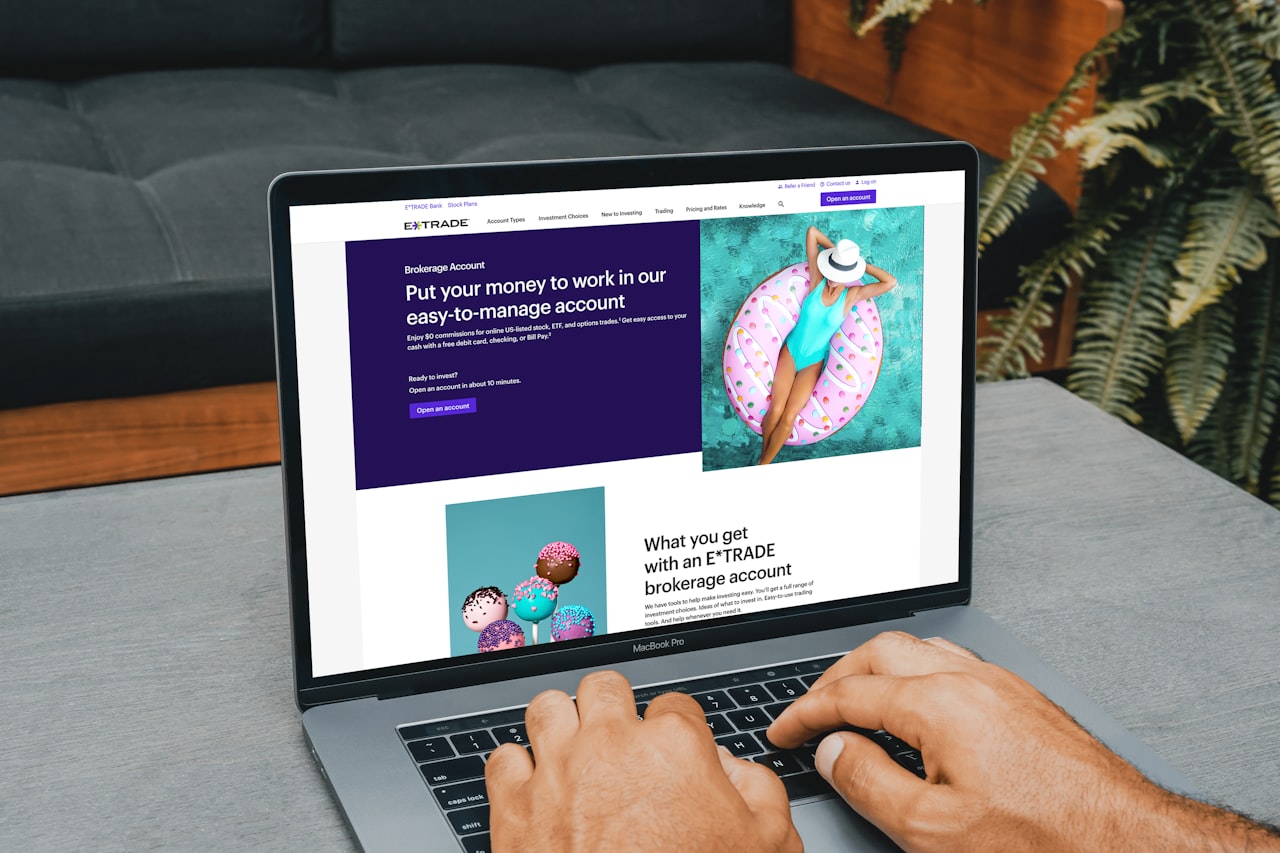 Localising Copy for the Singapore Market โ Landing Page Copywriting: Write Headlines and CTAs That Convert