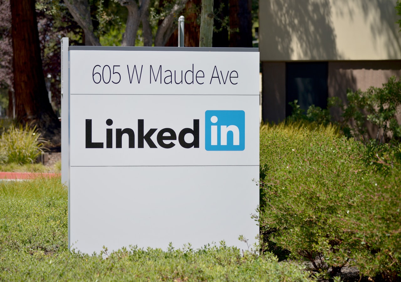 Measuring Performance and Optimising Campaigns — LinkedIn Campaign Manager Tutorial: Run Effective B2B Ads in Singapore