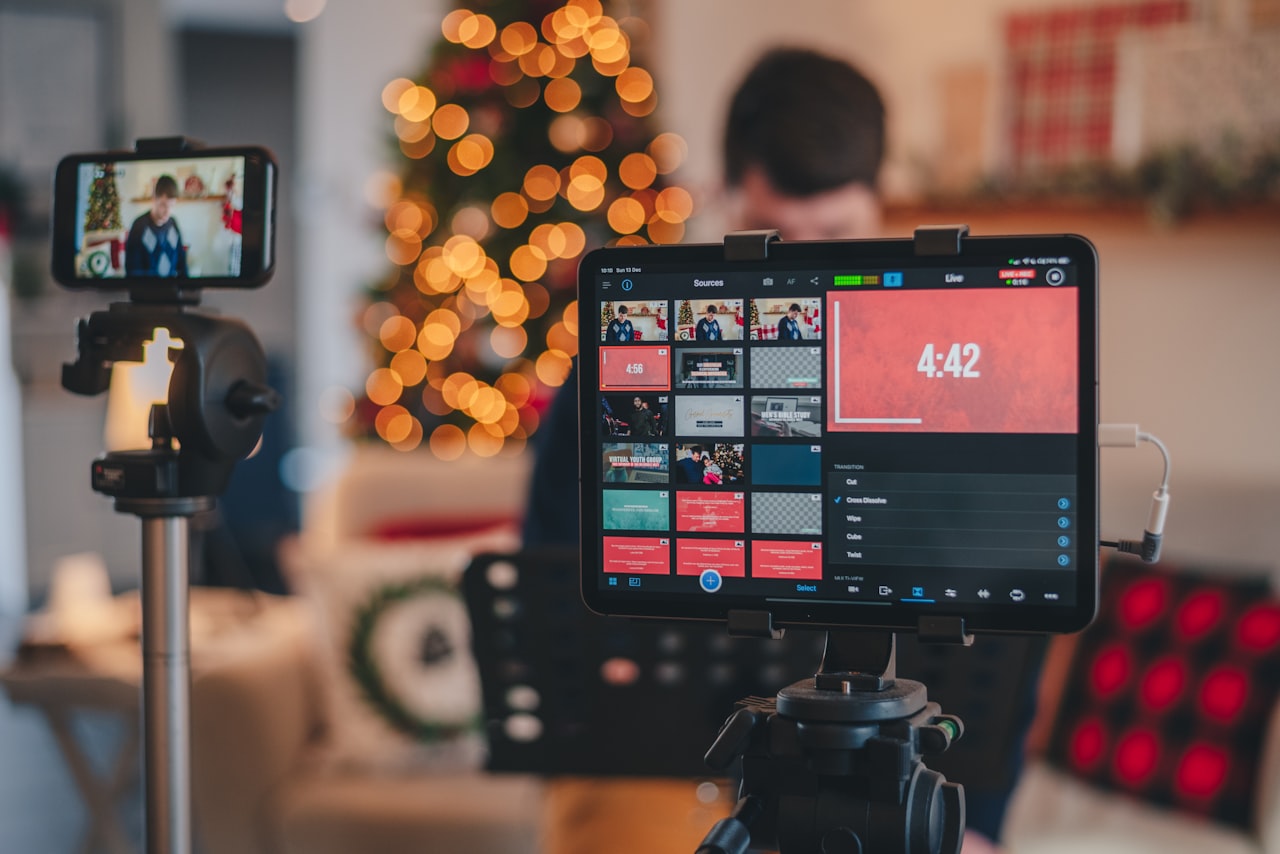 Live Commerce Platforms in Singapore — Live Commerce Guide: How to Sell Products Through Livestream in Singapore