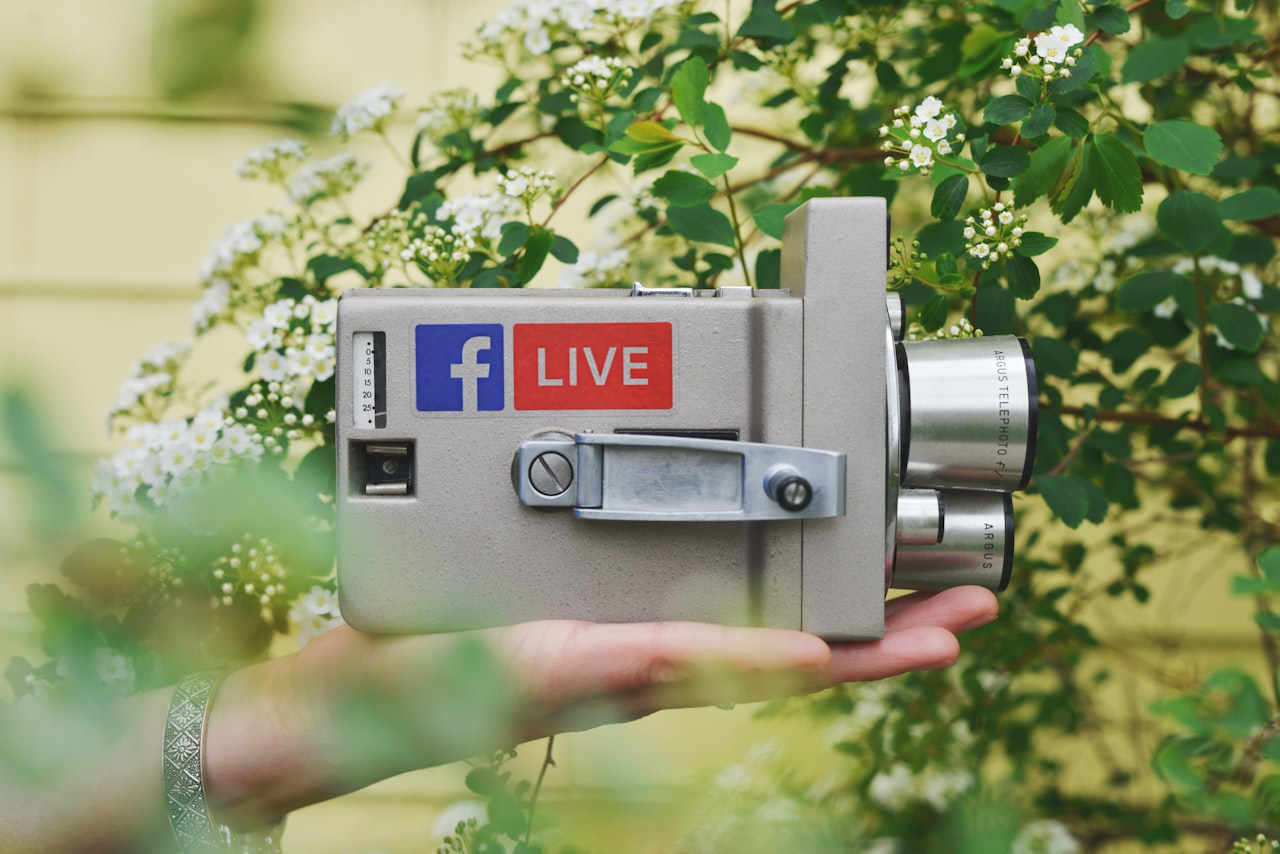 Choosing the Right Livestream Platform — Livestream Marketing Guide: How to Sell Live in 2026