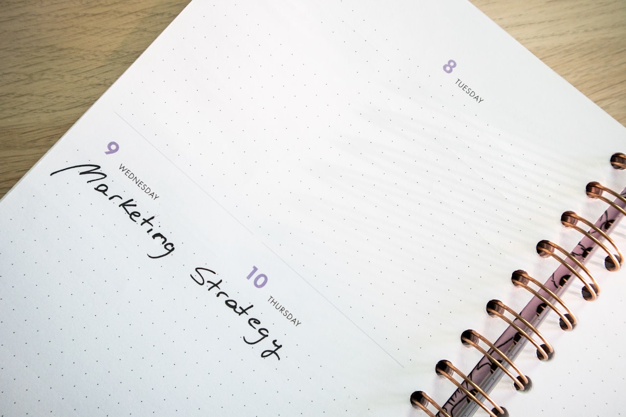 Monitoring and Adjusting Throughout the Year — Marketing Budget Planning for Next Year: Step-by-Step Guide
