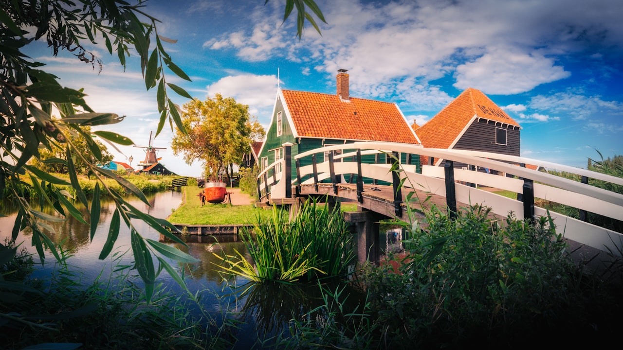 Marketing to the Expat Community — Marketing for Holland Village Businesses: Strategies for Singapore’s Iconic Expat and Lifestyle Hub