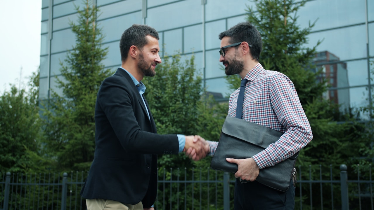Understanding Total Compensation — Marketing Salary Negotiation Tips for Singapore Professionals