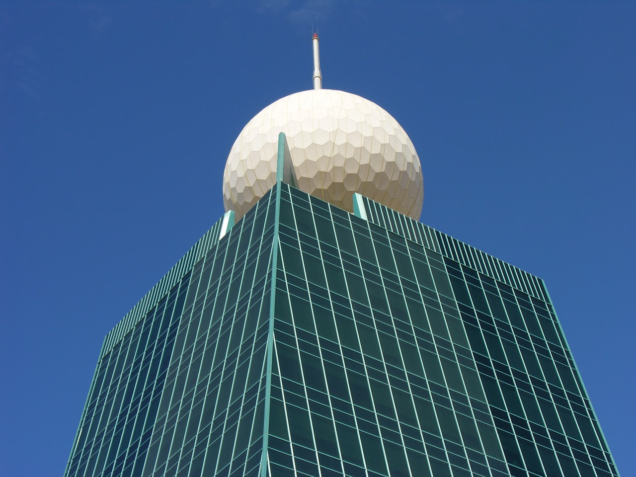Business Registration and Legal Considerations — Singapore Market Entry for Middle Eastern Companies: Halal Hub Strategy