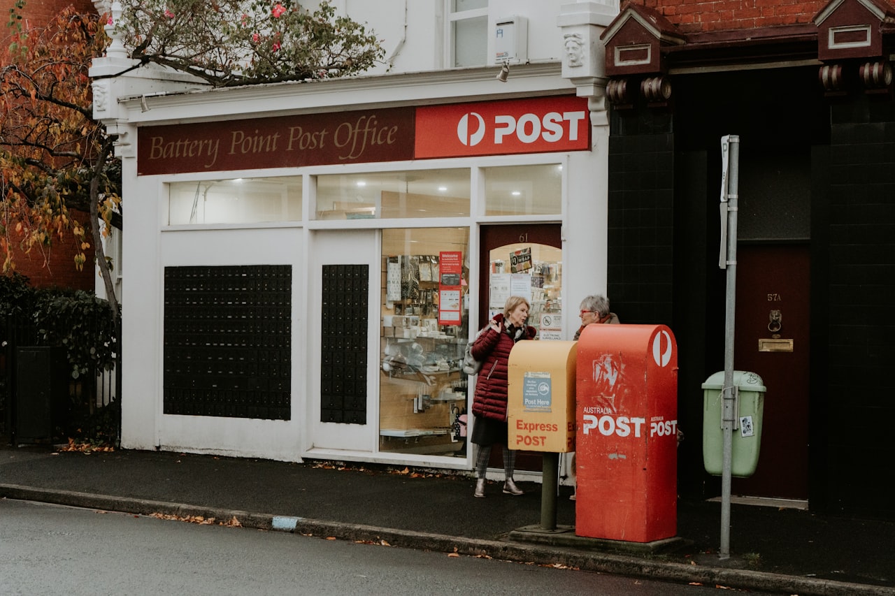 Turning Buyers Into Brand Advocates — Post-Purchase Experience: Delight Customers After the Sale