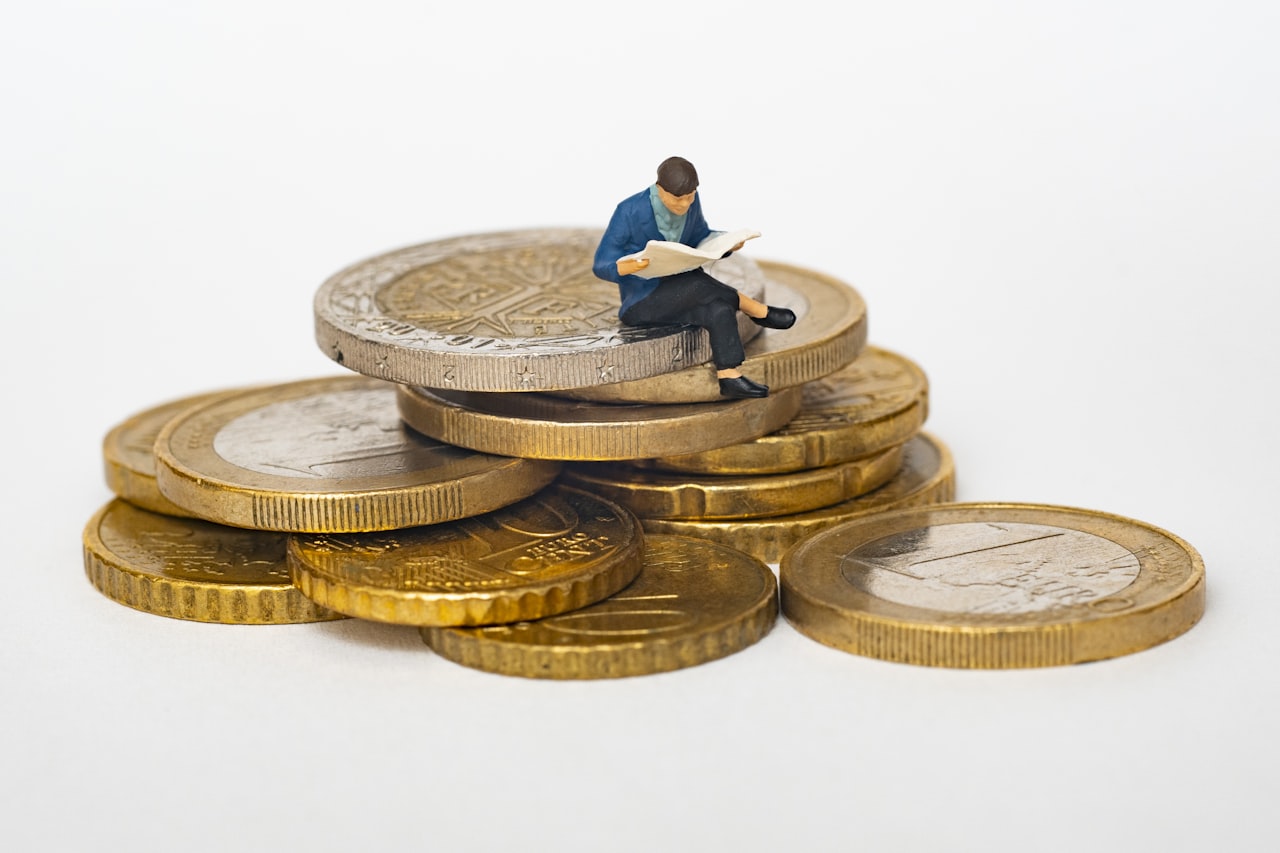 Salary by Seniority Level — PR Specialist Salary in Singapore: Public Relations Pay in 2026