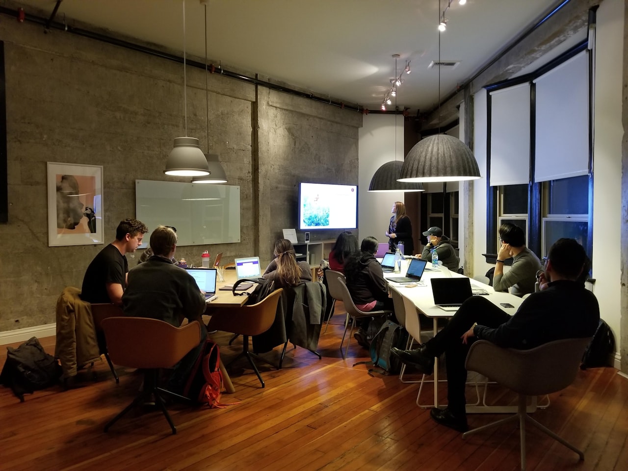 The Hybrid Model: Best of Both Worlds — Scaling Your Marketing Team: When to Hire In-House vs Agency