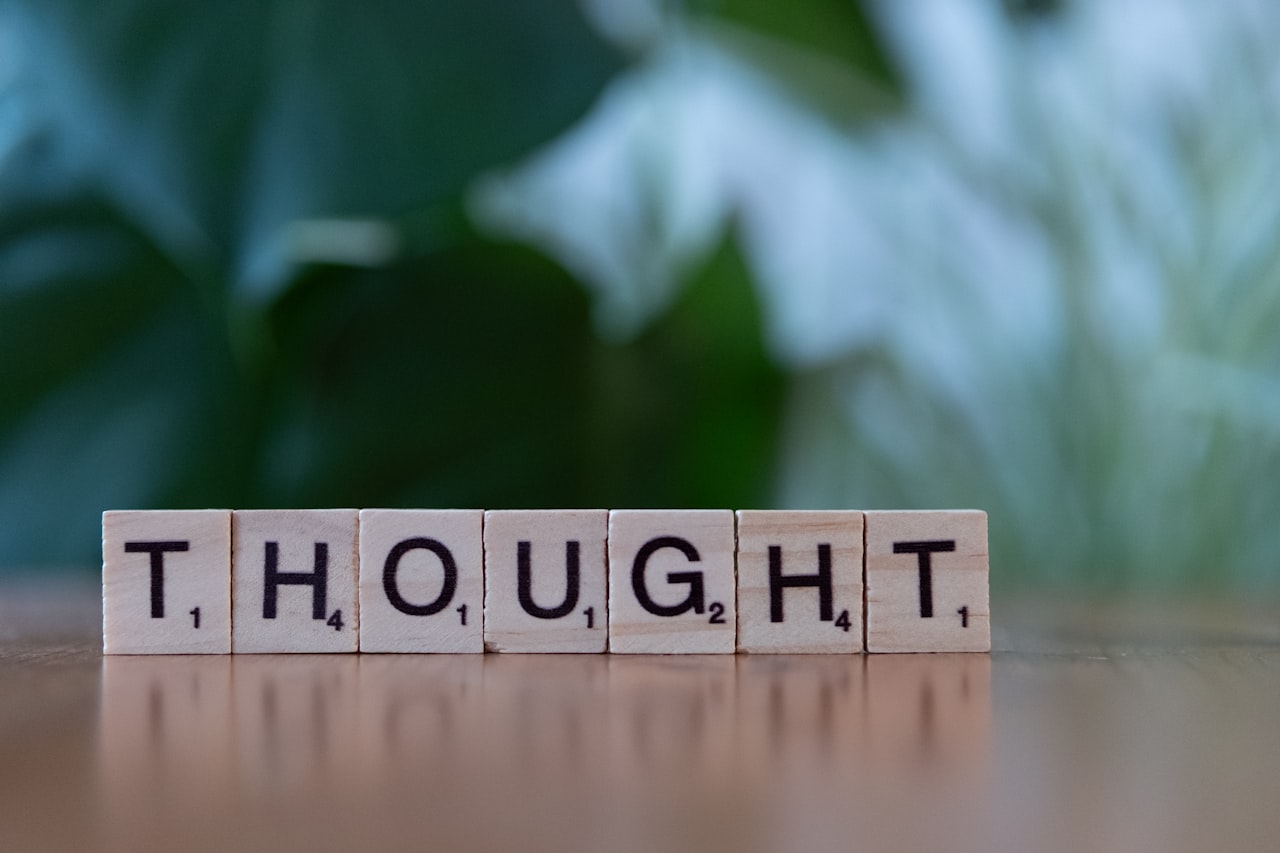 Formats That Establish Authority — Thought Leadership Content: How to Position Your Brand as an Industry Authority