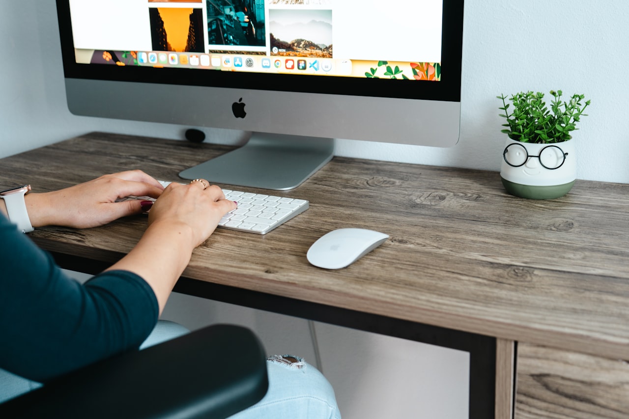 Choosing the Right Marketing Mix for Your Business โ Types of Marketing: A Complete Guide to Every Major Channel and Approach