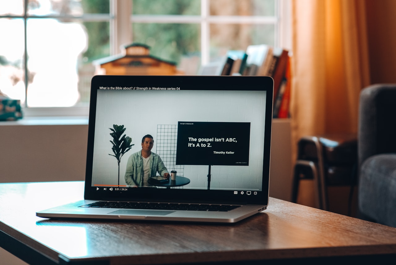 Presentation and Audience Engagement Tactics โ Webinar Marketing: Plan, Promote and Convert With Online Events